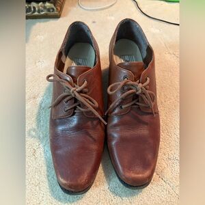 Jones Wear Brown Leather Flats